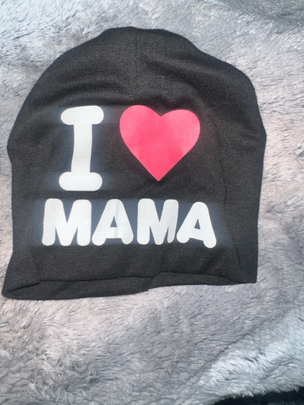 I ♥ MAMA Black Beanie with Red Heart